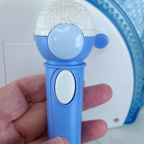 Disney© Frozen 2 Sing Along Mic Boombox Karaoke Toy Model FR-115.EMv1 TESTED - Picture 11 of 12